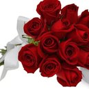 Buquê de 12 Rosas Vermelhas e Rafaello