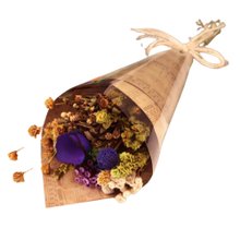 Buquê Partitura de Flores Secas Roxo