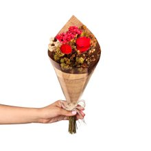 Buquê Partitura de Flores Secas Vermelho