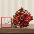 Buquê de Flores e Livro com Pulseira Amor