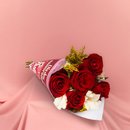 Buquê Encanto com 5 Rosas Vermelhas Namorados