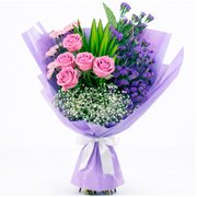 Buquê de Flores Lilás Majestade