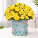 Arranjo Harmonia de Rosas e Astromélias Amarelas