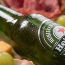 Tábua de Queijos, Frios e Cerveja Heineken na Bandeja