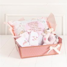 Cesta Maternidade Sonho Aconchegante - Bebê Menina