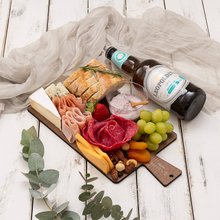 Tábua Queijos e Frios com Cerveja Leopoldina