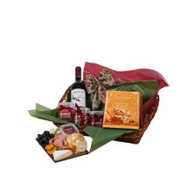Cesta de Natal com Vinho, Panetone e Tábua de Queijos 
