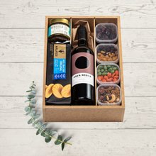Kit Vinho Tinto Cava Negra e Petiscos