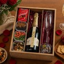 Cesta Romântica Premium com Chandon, Taça e Chocolates