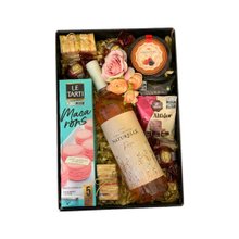 Cesta de Presente Com Vinho Suave Lovely Gift