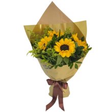 Ramalhete com 4 girassóis