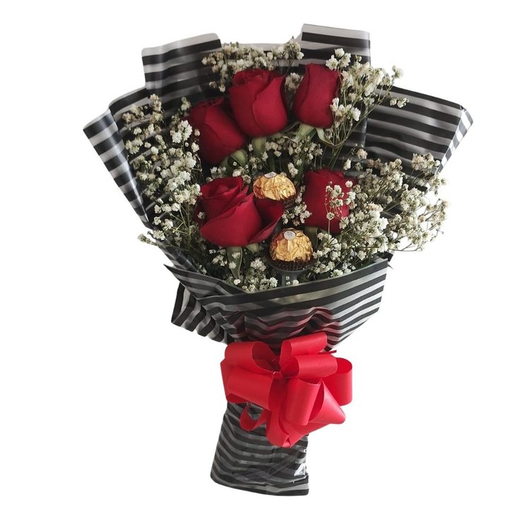 Buquê Romântico de Rosas com Ferrero Rocher