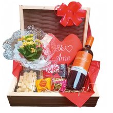 Cesta de chocolate e vinho 