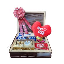 Cesta de Chocolate  Amo Você