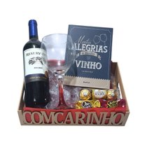 Cesta Presente Elegante com Vinho, Taça e Chocolates