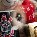 Cesta Ursinho com Chocolate e Caneca Corinthians