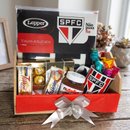 Cesta Chocolate com Caneca e Toalha Tricolor