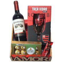 Cesta Vinho, Taça e Ferrero Mengão