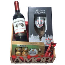 Cesta Vinho e Amor pelo Timão com Ferrero