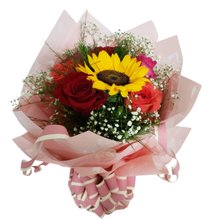 Arranjo de Flores Coloridas