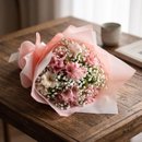 Astromelias com Gypsophila