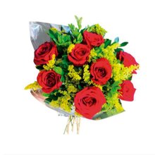 Ramalhete Com 8 Botões Vermelhos