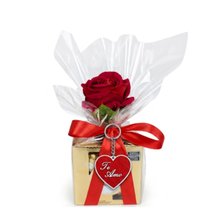 Kit Doce Amor Ferrero Rosa & Chaveiro Te Amo