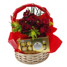 Cesta de Rosas com Chocolate Ferrero Rocher
