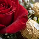Buquê de Rosas Vermelhas com chocolate