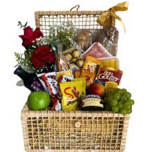 Cesta de Café da Manhã Glamour GG