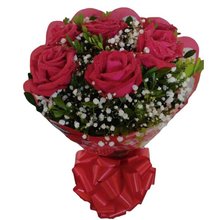 Encantador Buquê de Rosas Vermelhas