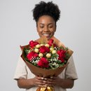 Buquê de Rosas Love com Ferrero 