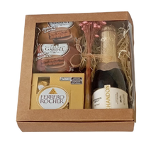 Caixa Bem Me Quer Com Carinho Alfajor e Chandon