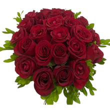 Buquê Surpreendente de 25 Rosas Vermelhas