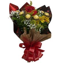 Buquê de Rosa e Chocolate