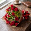 Surpreenda com Buquê de Rosas Vermelhas