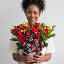 Buquê com 14 Rosas Vermelhas