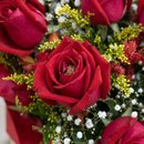 Arranjo no Cone com 12 Rosas Vermelhas