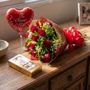Combo Amor com Rosas e Ferrero Rocher com Balão