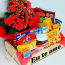 Cesta de Café da Manhã Romântica Média