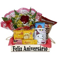 Cesta Pequena com Caneca e Rosas