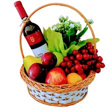 Cesta de Frutas Flores e Vinho