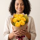 Lindo Buquê de 7 Rosas Amarelas com Tango