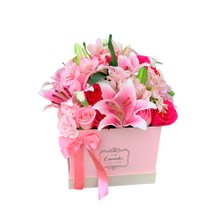 Box mix de flores com lírios