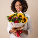 Buquê Clássico Girassol com Rosas