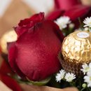 Buquê Luxo 6 Rosas com Ferrero Rocher