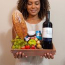 Cesta de Vinho e Frutas