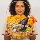 Cesta de Frutas, Chocolates e Chocotone 