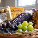 Cesta de Frutas, Chocolates e Chocotone 