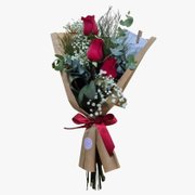Buquê 3 Rosas Nacionais Vermelhas
